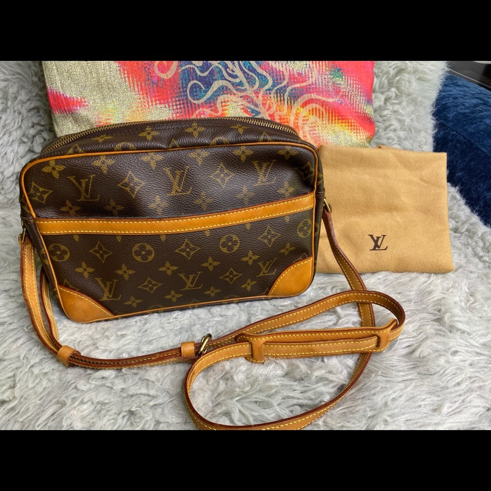 Sold.....Louis Vuitton Trocadero